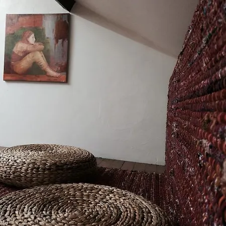 Corner Art House *
